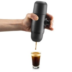 Handheld espresso machines